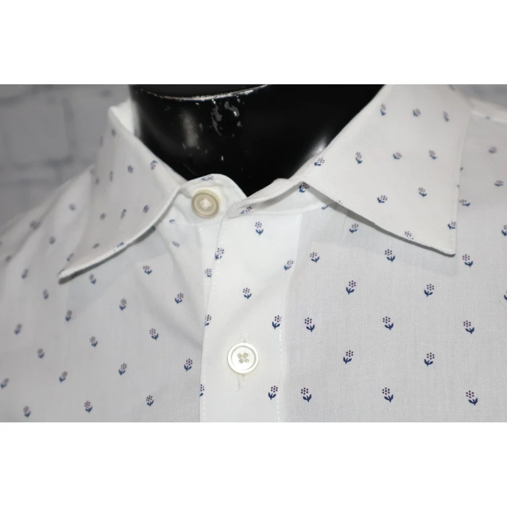 Banana Republic Dress Shirt Mens XL White Micro Floral Long Sleeve Standard Fit
